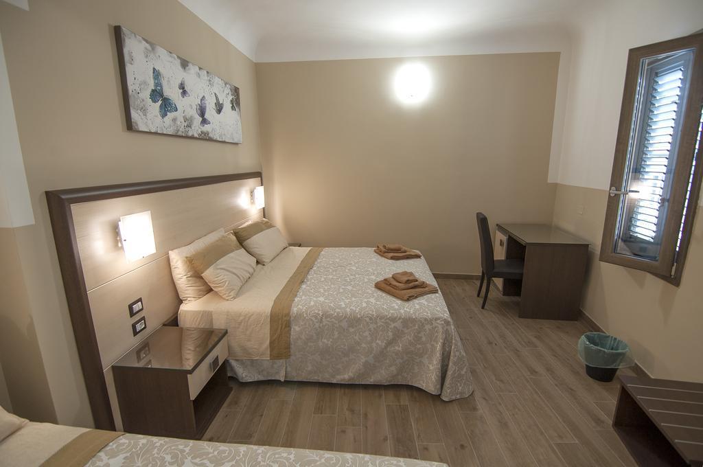 Guesthouse Buonarroti Florence Room photo