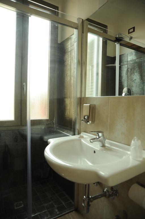 Guesthouse Buonarroti Florence Exterior photo